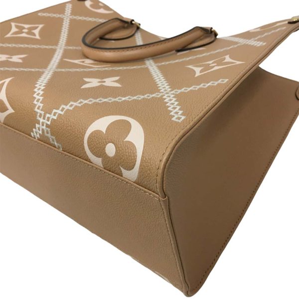 i22 1765 14 Louis Vuitton On the Go MM 2WAY Bag Broderie Beige