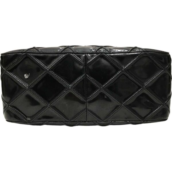 i24 1379 6 Chanel One Shoulder Bag Enamel Black