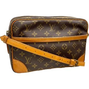 i24 1389 1 Gucci GG Marmont Quilted Small Shoulder Bag