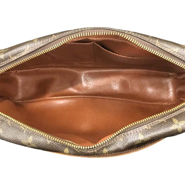 i24 340 15 Louis Vuitton Compiègne 28 Clutch Bag Monogram Brown