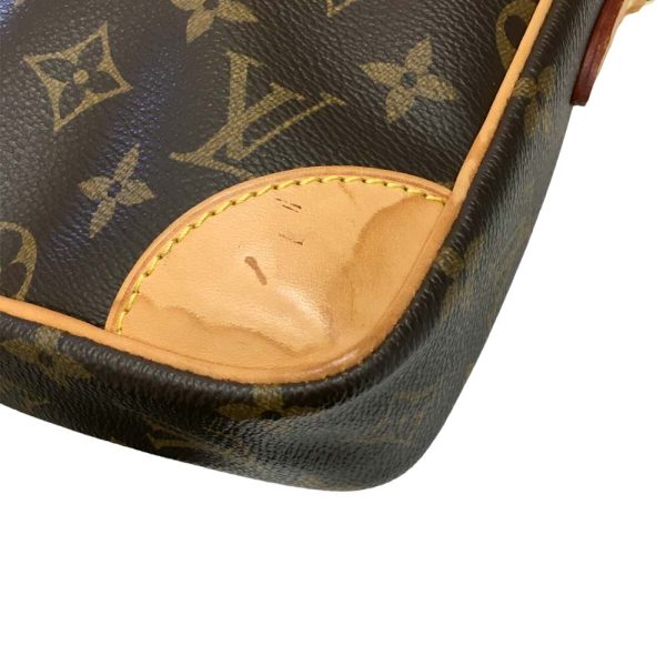 i24 537 7 Louis Vuitton Danube Crossbody Bag Monogram