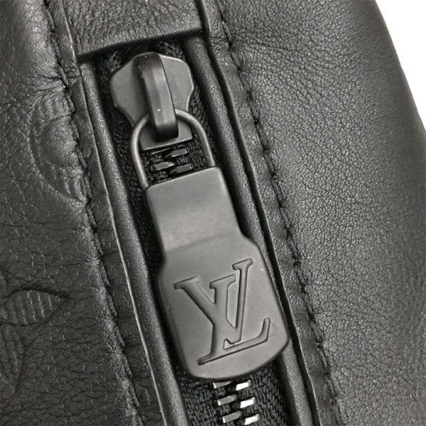 i24 923 15 Louis Vuitton Discovery Bum Bag Monogram Shadow