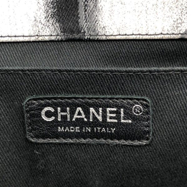 img 5854 CHANEL Camellia Medium Tote Bag Black Tote Bag