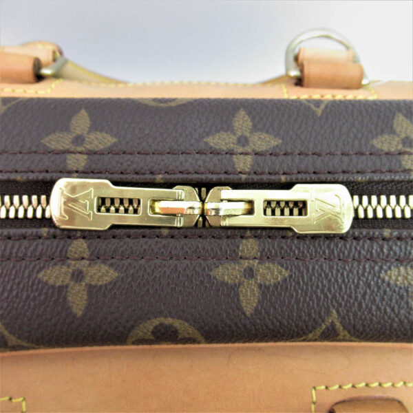 imgrc0073068919 Louis Vuitton Deauville Monogram Handbag