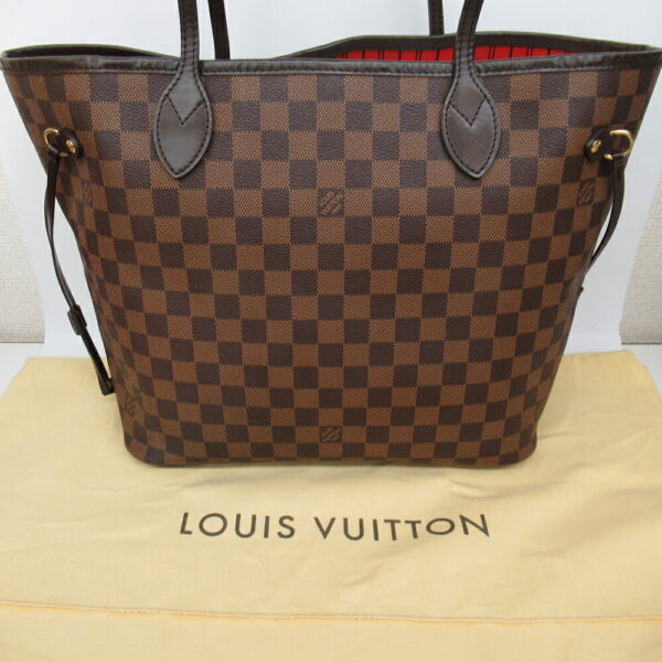 imgrc0076495190 Louis Vuitton Neverfull MM Damier Tote Bag