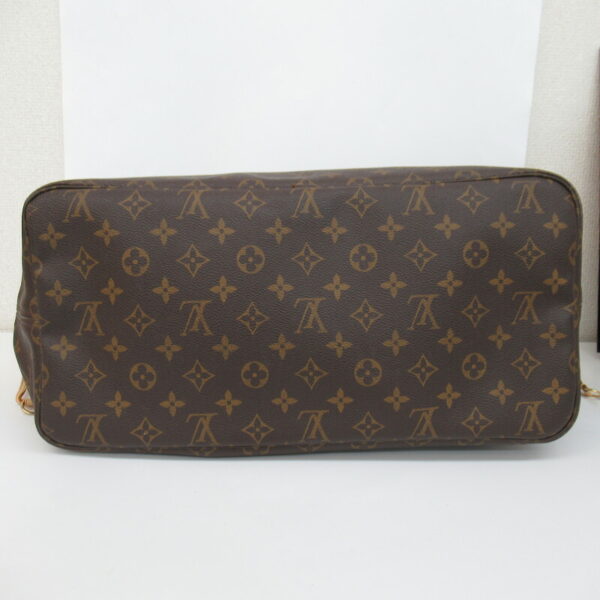 imgrc0079313635 Louis Vuitton Neverfull GM Monogram Tote Bag