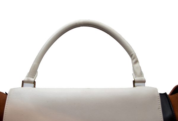 imgrc0079919727 CELINE Trapeze Handbag 2WAY Strap