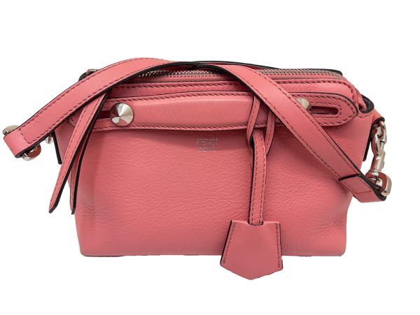 imgrc0081528187 FENDI Leather Shoulder Bag Pink