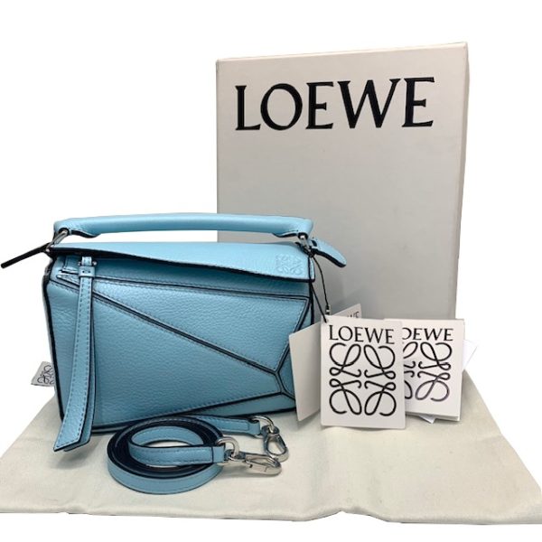 imgrc0081578780 Loewe Shoulder Bag Puzzle Mini Womens