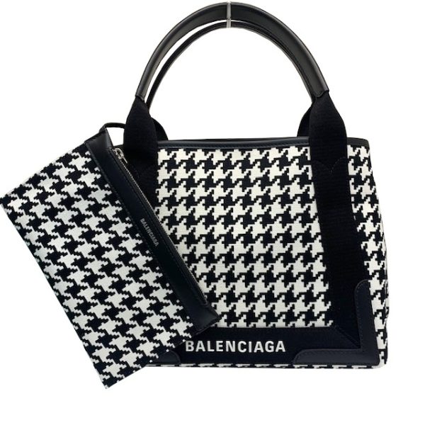 imgrc0081630267 BALENCIAGA Navy Hippo Handbag Houndstooth Black