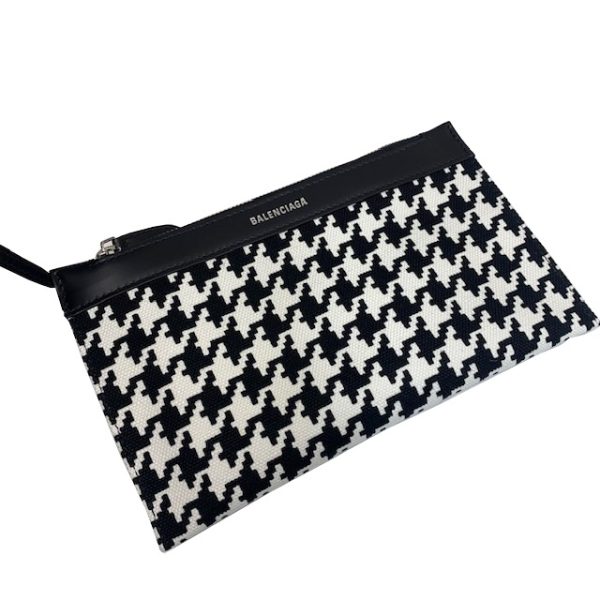 imgrc0081630276 BALENCIAGA Navy Hippo Handbag Houndstooth Black