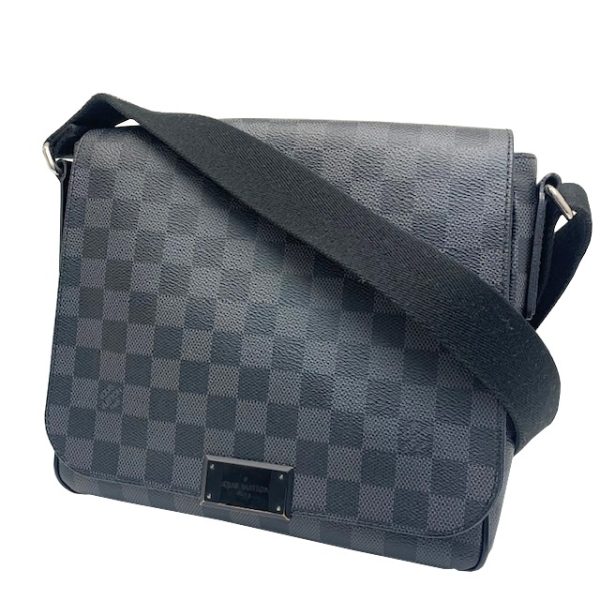 imgrc0081659050 Louis Vuitton District PM Shoulder Bag Damier Graphite Canvas Black