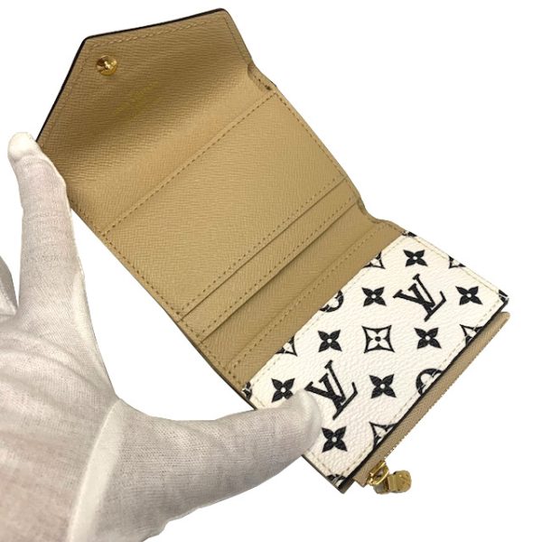 imgrc0083071900 Louis Vuitton Portefeuille Zoé Trifold Wallet Canvas Khaki White