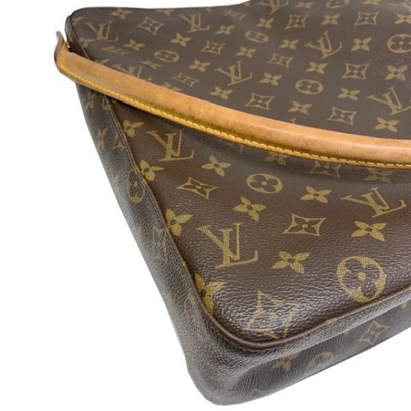 imgrc0083557219 Louis Vuitton Looping GM Shoulder Bag Monogram Canvas Brown