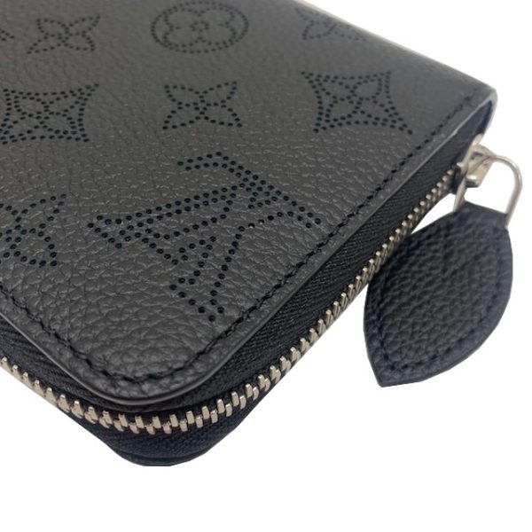 imgrc0083650746 Louis Vuitton Zippy Wallet Mahina Leather Black