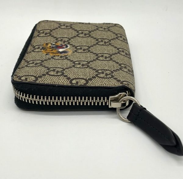 imgrc0083939357 Gucci Card Case Tiger GG Supreme Beige