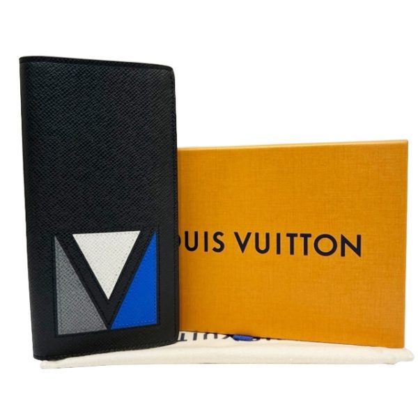 imgrc0084398345 Louis Vuitton Portefeuille Braza Long Wallet Taiga Leather Black