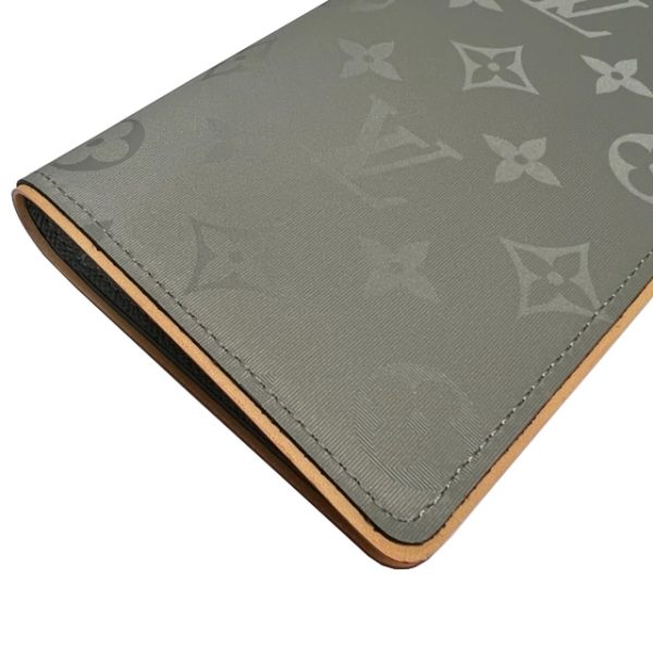 imgrc0084538732 Louis Vuitton Portefeuille Brazza Bifold Wallet Titanium Grey