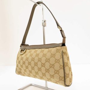 imgrc0084670679 Louis Vuitton District PM Shoulder Bag Eclipse