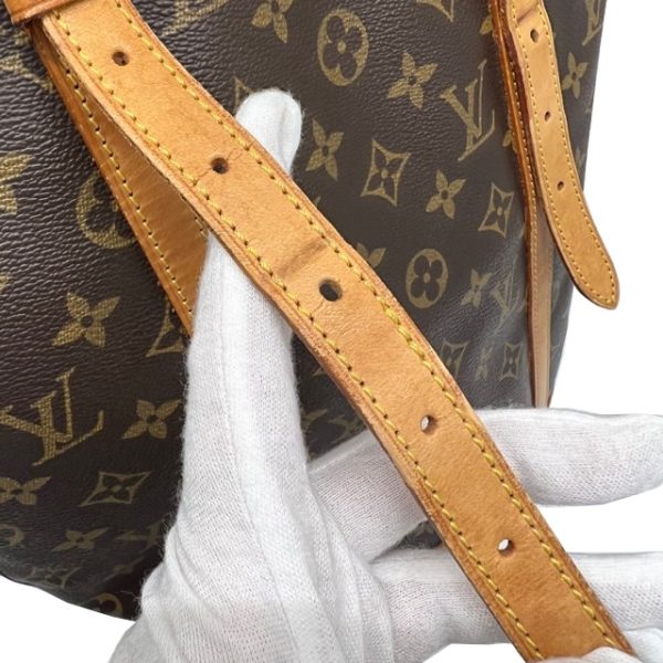 imgrc0084853583 Louis Vuitton Bucket GM Shoulder Bag Monogram Canvas Brown