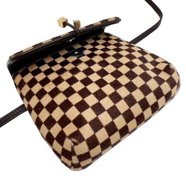 imgrc0085033226 Louis Vuitton Gazelle Pochette Shoulder Bag Damier Brown