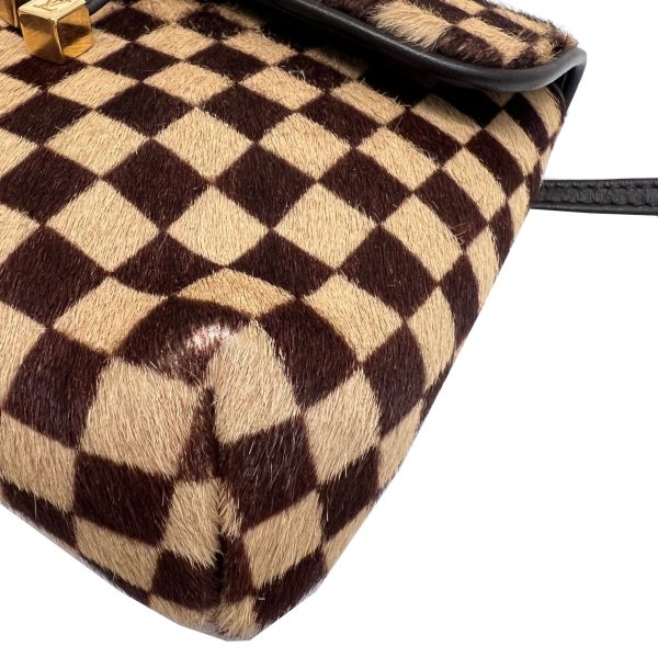 imgrc0085033235 Louis Vuitton Gazelle Pochette Shoulder Bag Damier Brown