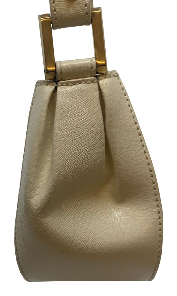 imgrc0085536592 FENDI One Shoulder Hobo Style Bag Off White