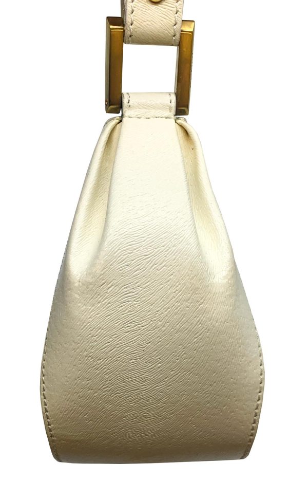 imgrc0085536593 FENDI One Shoulder Hobo Style Bag Off White