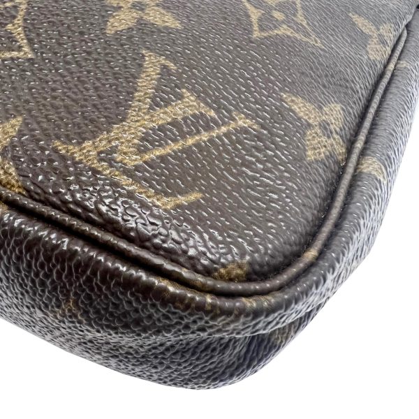 imgrc0086117625 Louis Vuitton Pochette Accessoire Pouch Brown