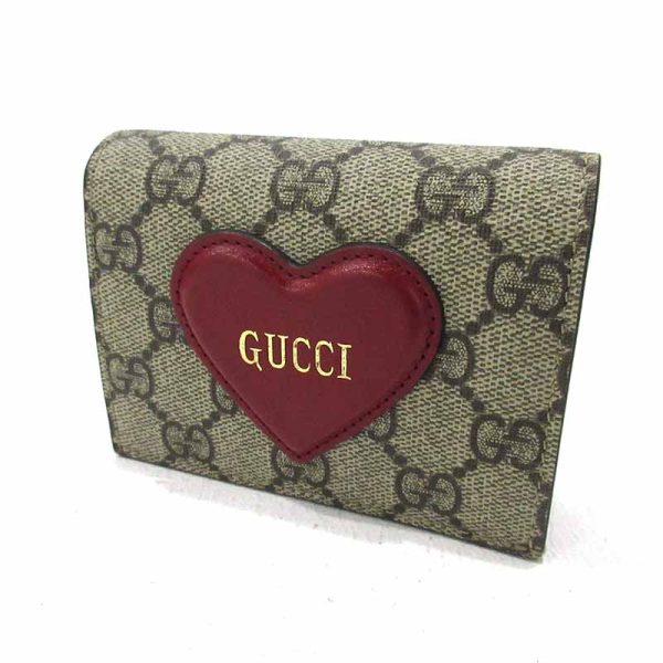 imgrc0086236819 Gucci GG Supreme Heart Motif Card Case Wallet Beige