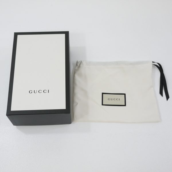 imgrc0086253657 Gucci GG Marmont Case Pouch Blue