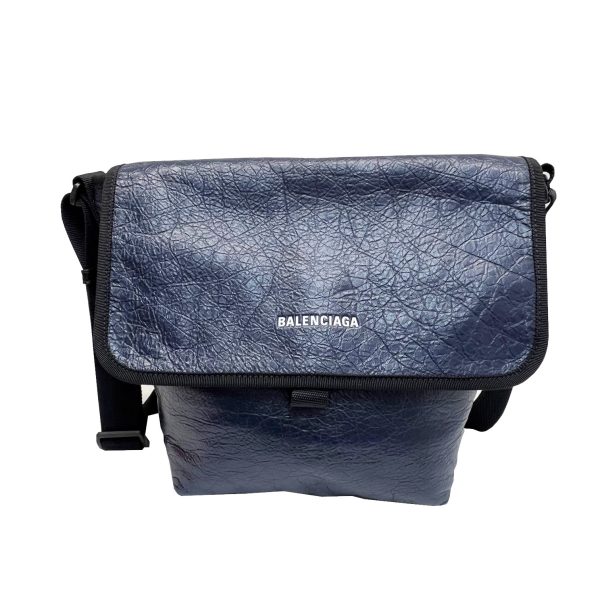 imgrc0086684446 BALENCIAGA Explorer Messenger Bag Navy