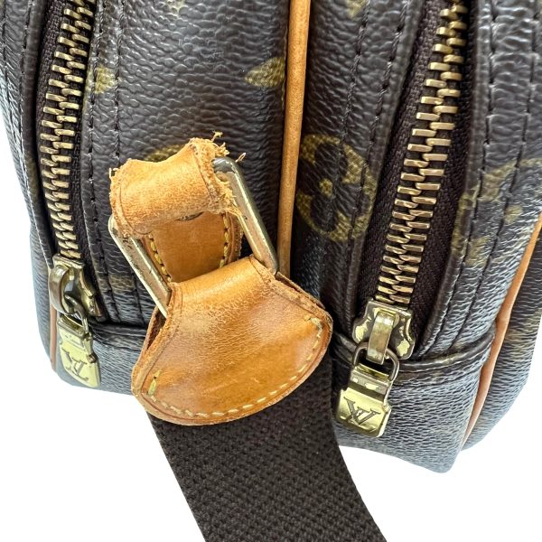 imgrc0087078489 Louis Vuitton Reporter PM Shoulder Bag Monogram Canvas Brown