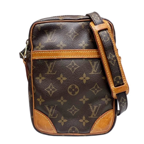 imgrc0087081493 Louis Vuitton Danube Shoulder Bag Monogram Canvas Brown