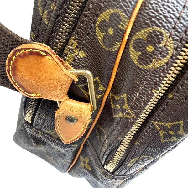 imgrc0087130462 Louis Vuitton Reporter GM Shoulder Bag Monogram Canvas Brown