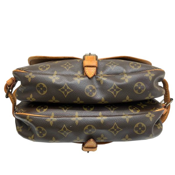 imgrc0087443101 Louis Vuitton Saumur 30 Shoulder Bag Monogram Canvas Brown