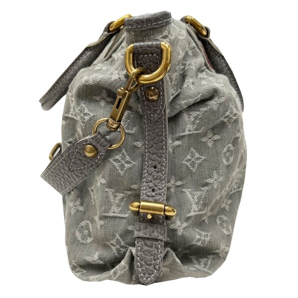 imgrc0087799201 Louis Vuitton Neocavi MM Shoulder Bag Monogram Denim Gray