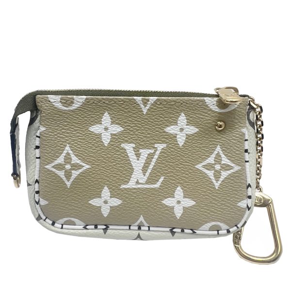 imgrc0087918865 Louis Vuitton Mini Pochette Accessory Pouch Monogram Beige