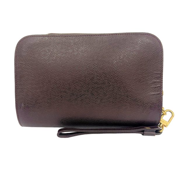 imgrc0089250460 Louis Vuitton Baikal Clutch Bag Taiga Leather Black