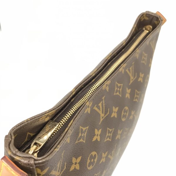 imgrc0090077730 Louis Vuitton Monogram Looping GM Shoulder Bag Brown