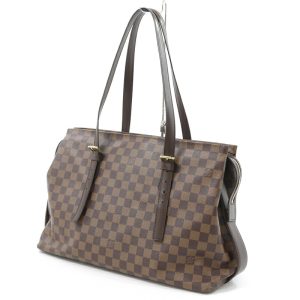 imgrc0090078547 Louis Vuitton Pochette Cosmetic Monogram Bag Brown