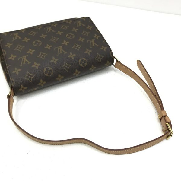 imgrc0090230626 Louis Vuitton Musette Tango Shoulder Bag Monogram Brown