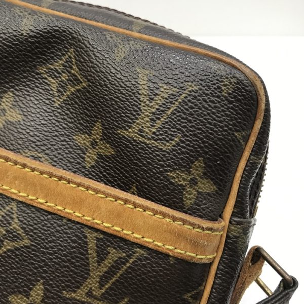 imgrc0090242872 Louis Vuitton Danube Shoulder Bag Monogram Brown