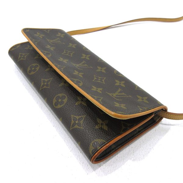 imgrc0090250352 Louis Vuitton Pochette Twin GM Shoulder Bag Monogram Brown