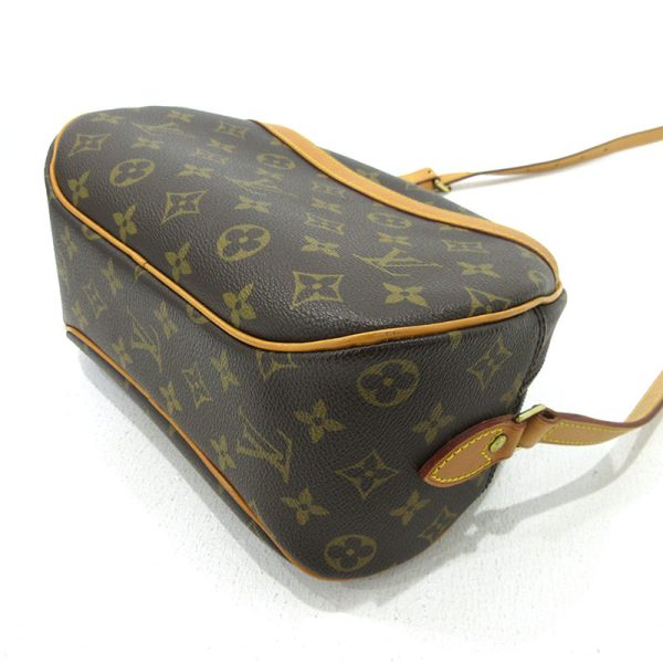 imgrc0090299655 Louis Vuitton Blois Shoulder Bag Monogram Brown