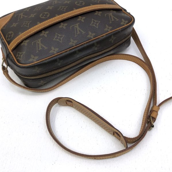 imgrc0090414153 Louis Vuitton Trocadero 27 Shoulder Bag Monogram Brown