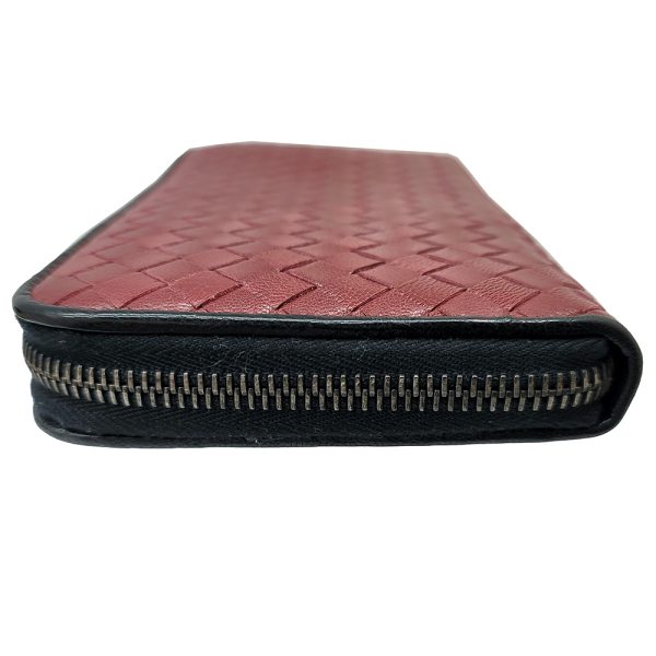 imgrc0090754626 Bottega Veneta Intrecciato Long Wallet Round Zipper Red Black