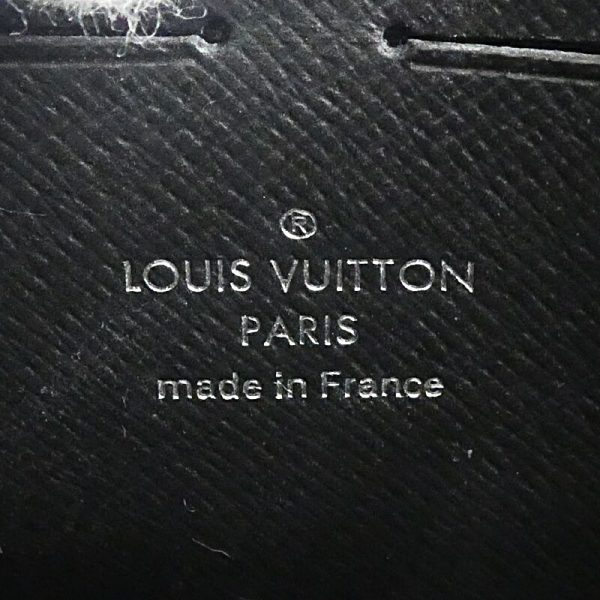 imgrc0090821219 Louis Vuitton Pochette Voyage MM Clutch Bag Eclipse Black