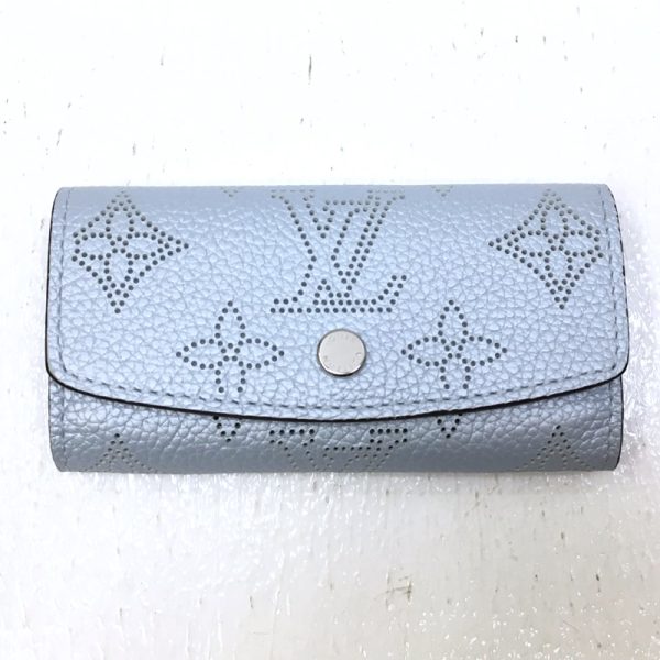 imgrc0090821789 Louis Vuitton Multicle 4 Key Case Mahina Ice Blue