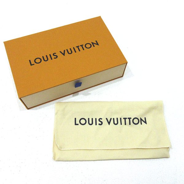 imgrc0090973032 Louis Vuitton Zippy Wallet Long Wallet Taurillon Beige